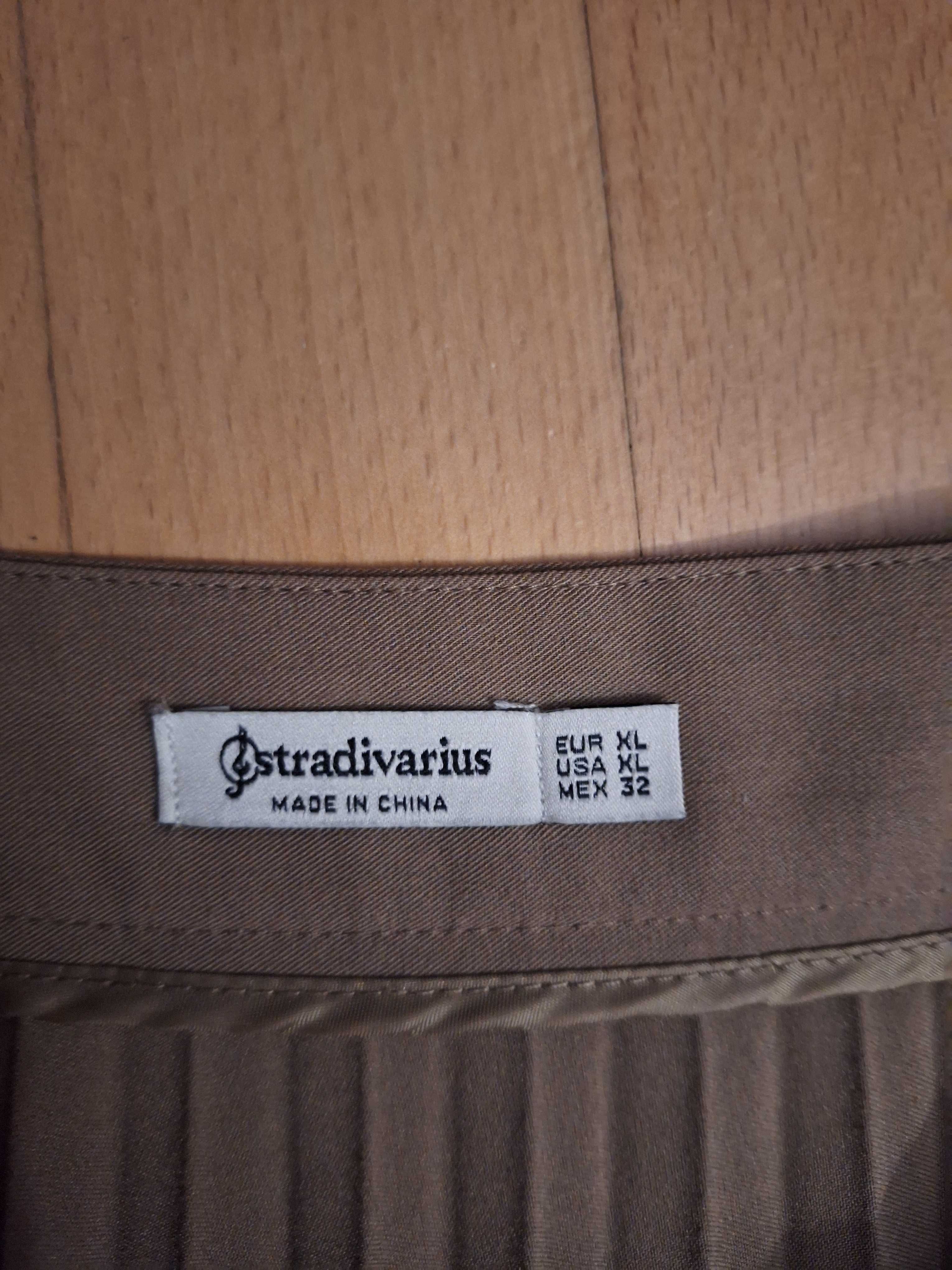 Elegancka spódnica plisowana  stradiwarius 42 xl
