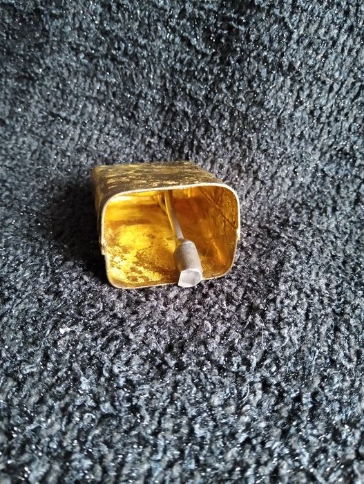 Dzwonek pasterski metalowy