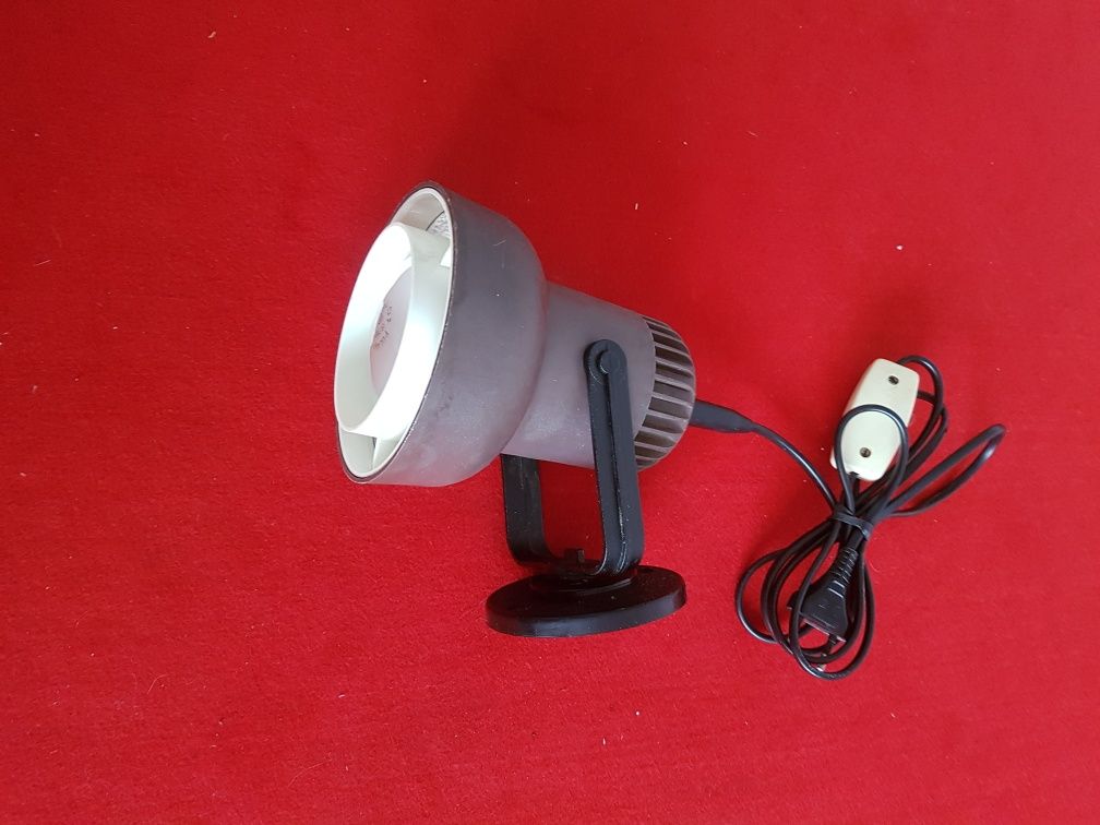 Lampa , żyrandol PRL sprawny z żarówkami Polam