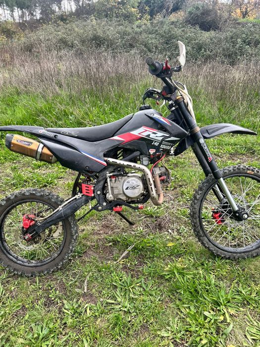 Pit bike crz 140cc 2018