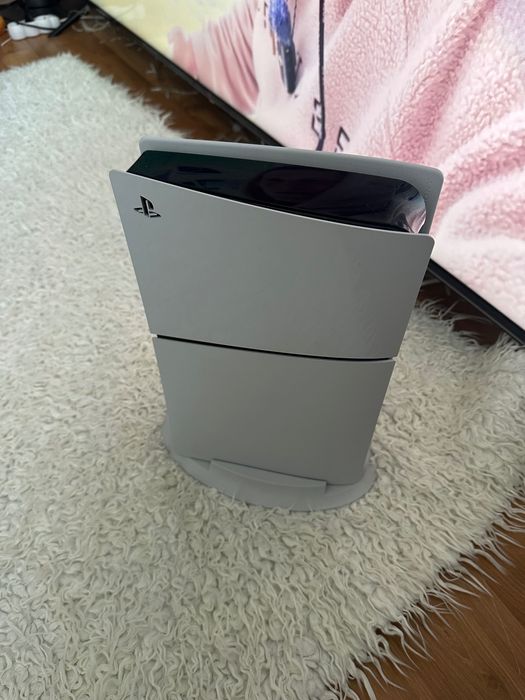 PlayStation 5 (CFI-2016) –1,5 lat  + 2x PAD DualSense