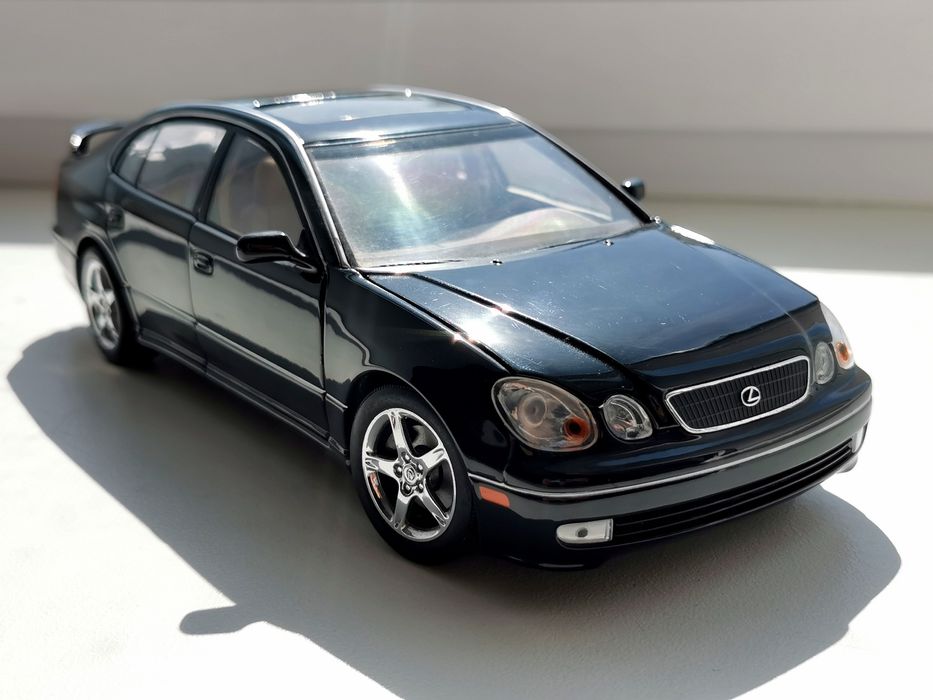 Модели 1:18 AUTOart в ассортименте 6 шт цены разные