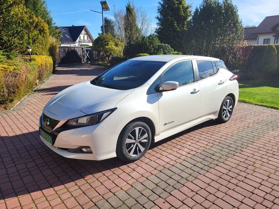 Nissan Leaf Nissan Leaf 40kwh Polski salon Bezwypadkowy Garażowany Servisowany