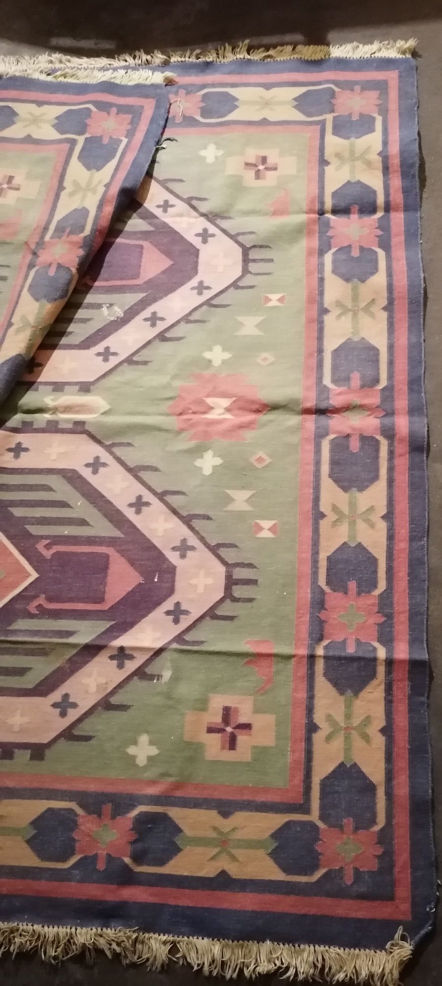 Vendo Tapete Kilim em algodão multicolor (185 cm x 185 cm) 
Dimensões: