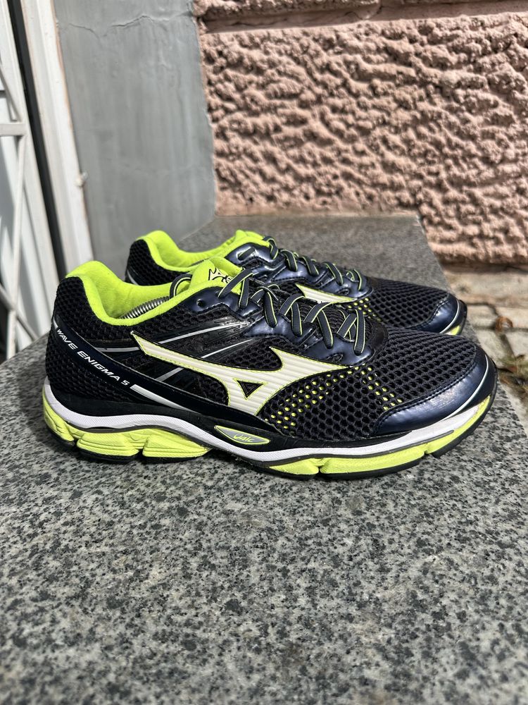 Mizuno Wave Enigma 5 45 размер оригинал кроссовки