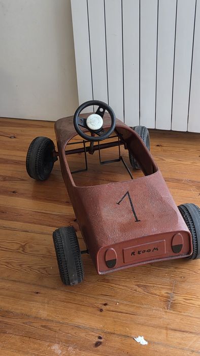 Carrinho antigo a pedais Sobrinca