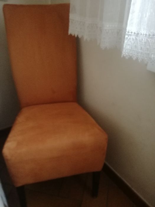 Krzeslo tapicerowane