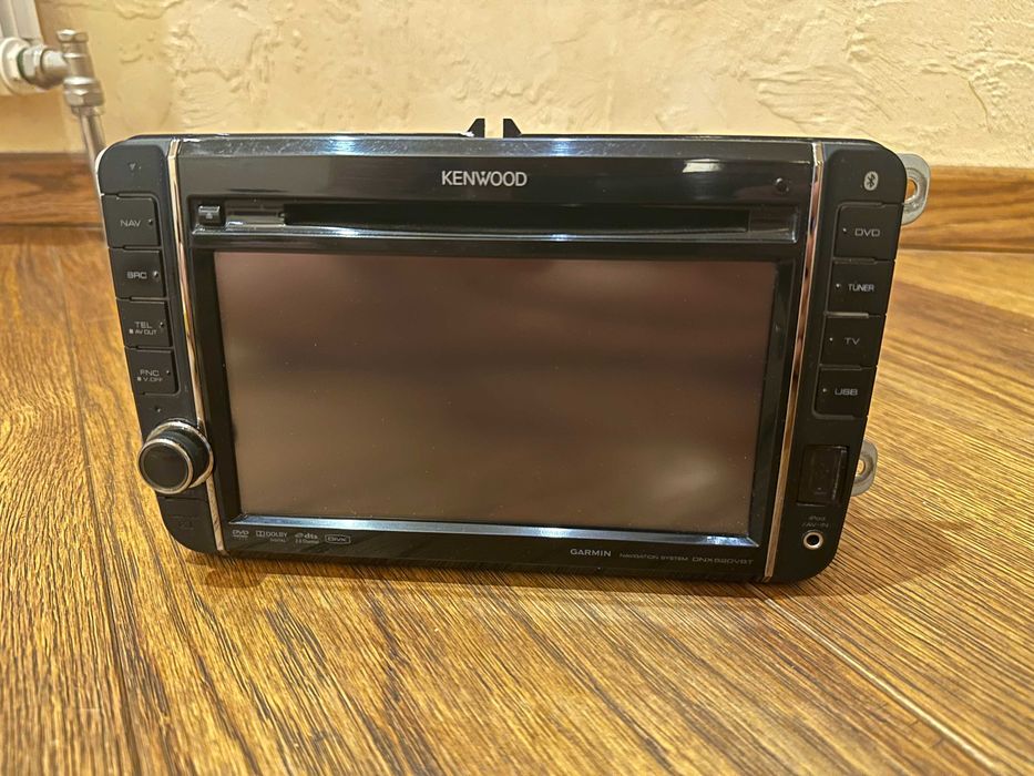 Продам мультімедійний пристрій KENWOOD DNX 520 VBT