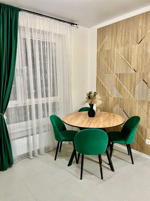 Красива квартира з НОВИМ ремонтом в ЦЕНТРІ міста! A11