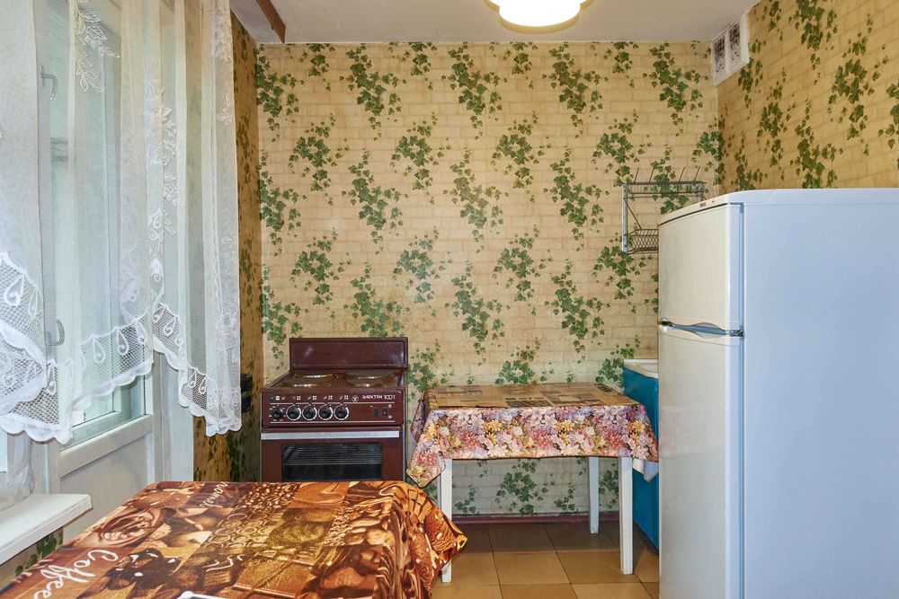 1к. ул. Бережанская 18, М. Минская, Оболонь 4ост-ки