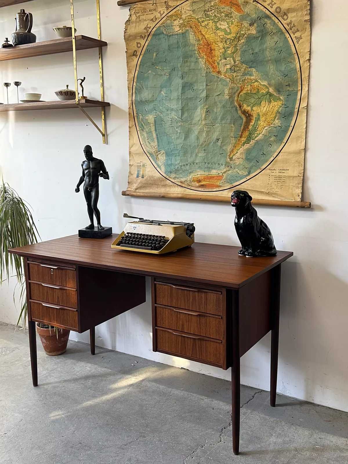 Biurko tekowe, Dania lata 60/70, vintage, mid-c modern