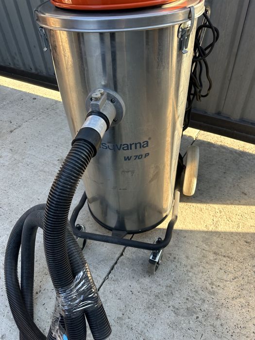 Промисловий пилосос Husqvarna W 70P Pullman  будівельний пилосос