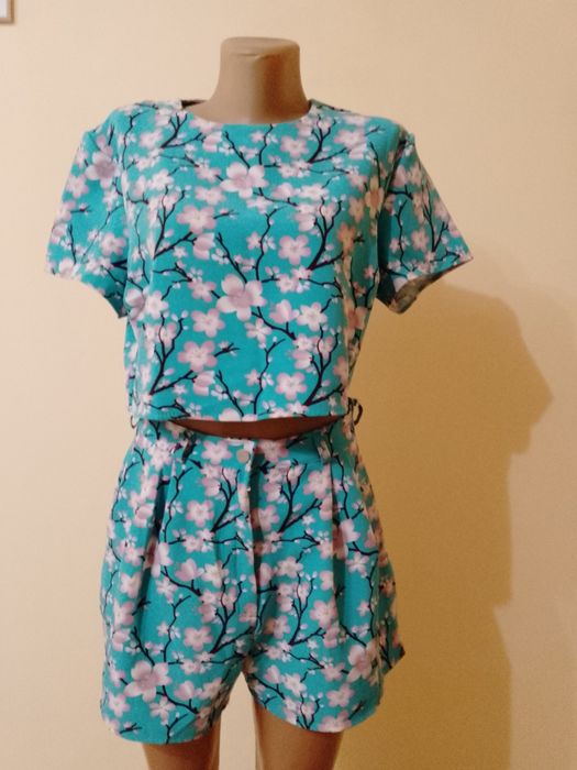 Набір жіночого одягу розмір М