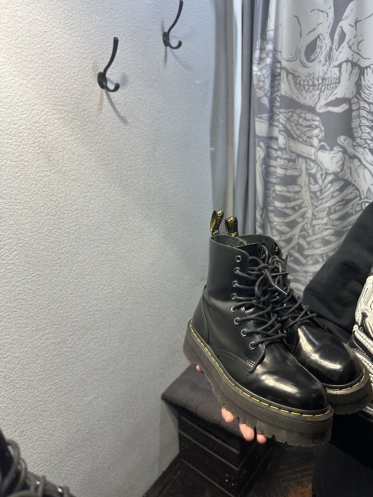 dr martens jadon
