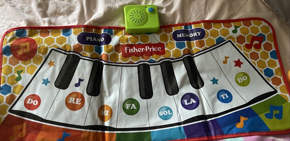 Музичний килимок піаніно Fisher-price