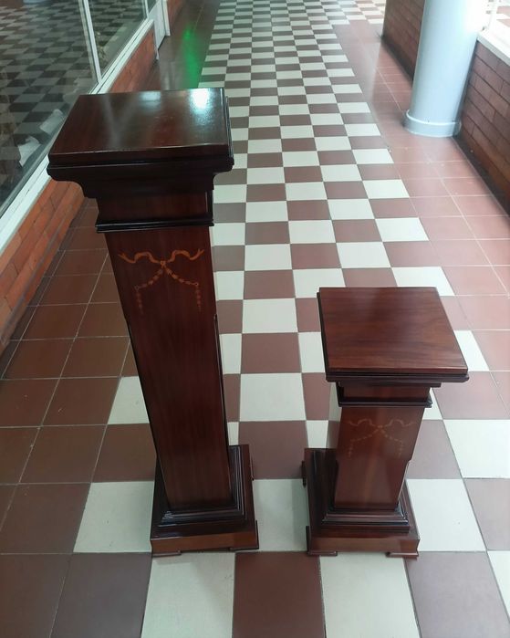 Duas Colunas Madeira