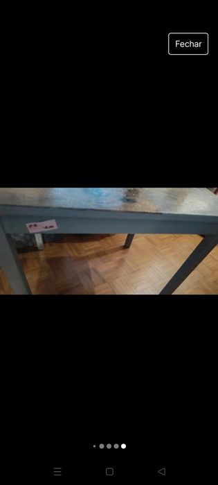 Mesa apoio ou para criança