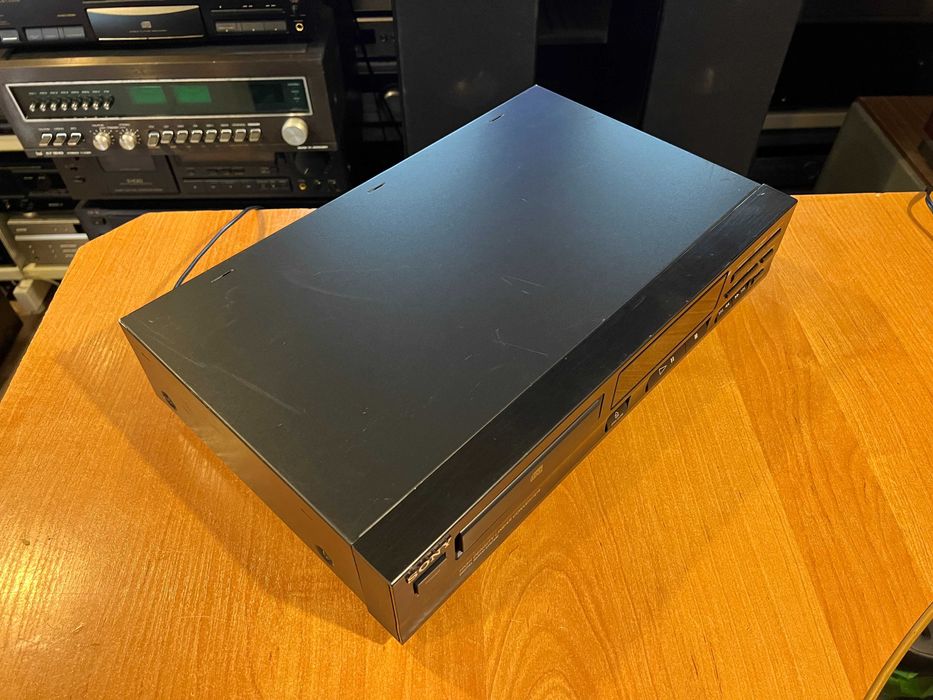 Sony CDP-313 Odtwarzacz płyt CD, Audio Room