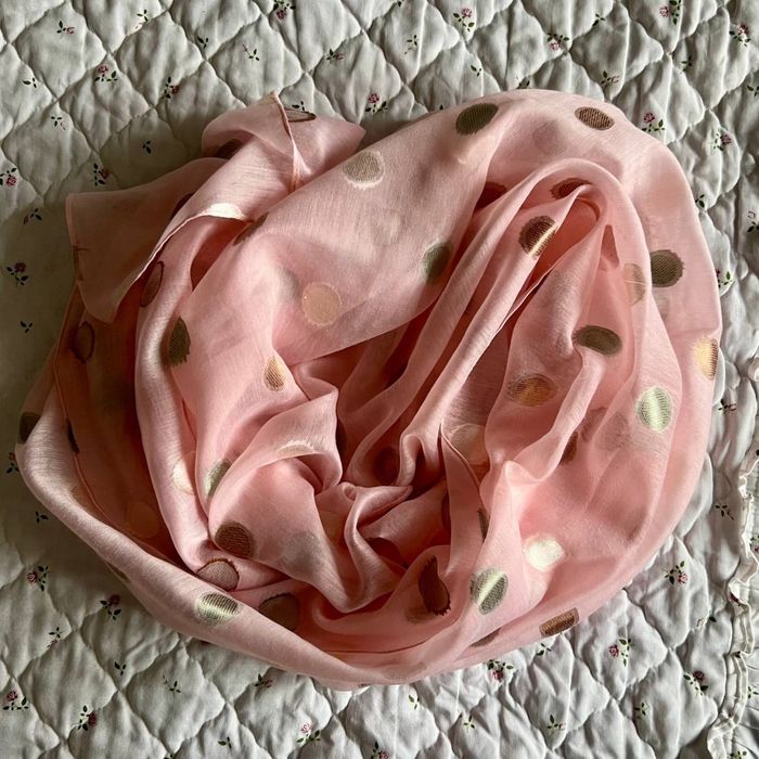 Шелковый шарфик