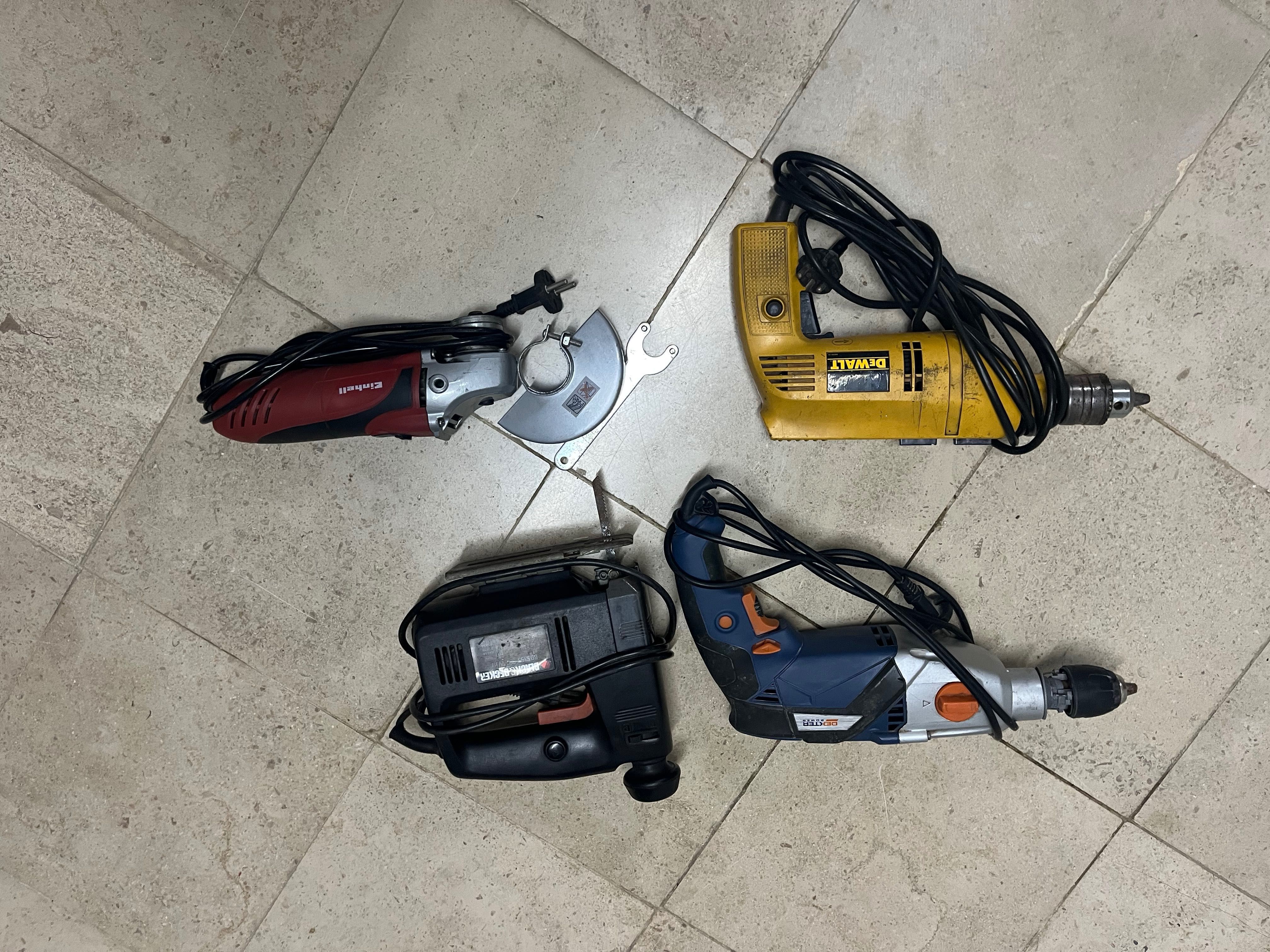 Vendo ferramentas