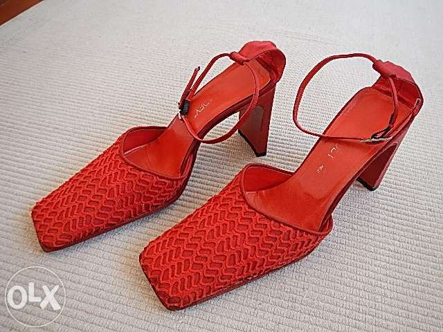 włoskie sandały firmy Shadey. Rozmiar 38, długość wkładki 25,5 cm