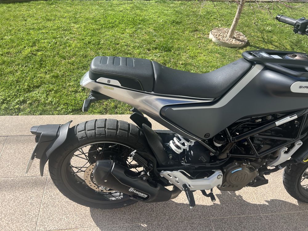 Moto Husqvarna Svartipillen 125