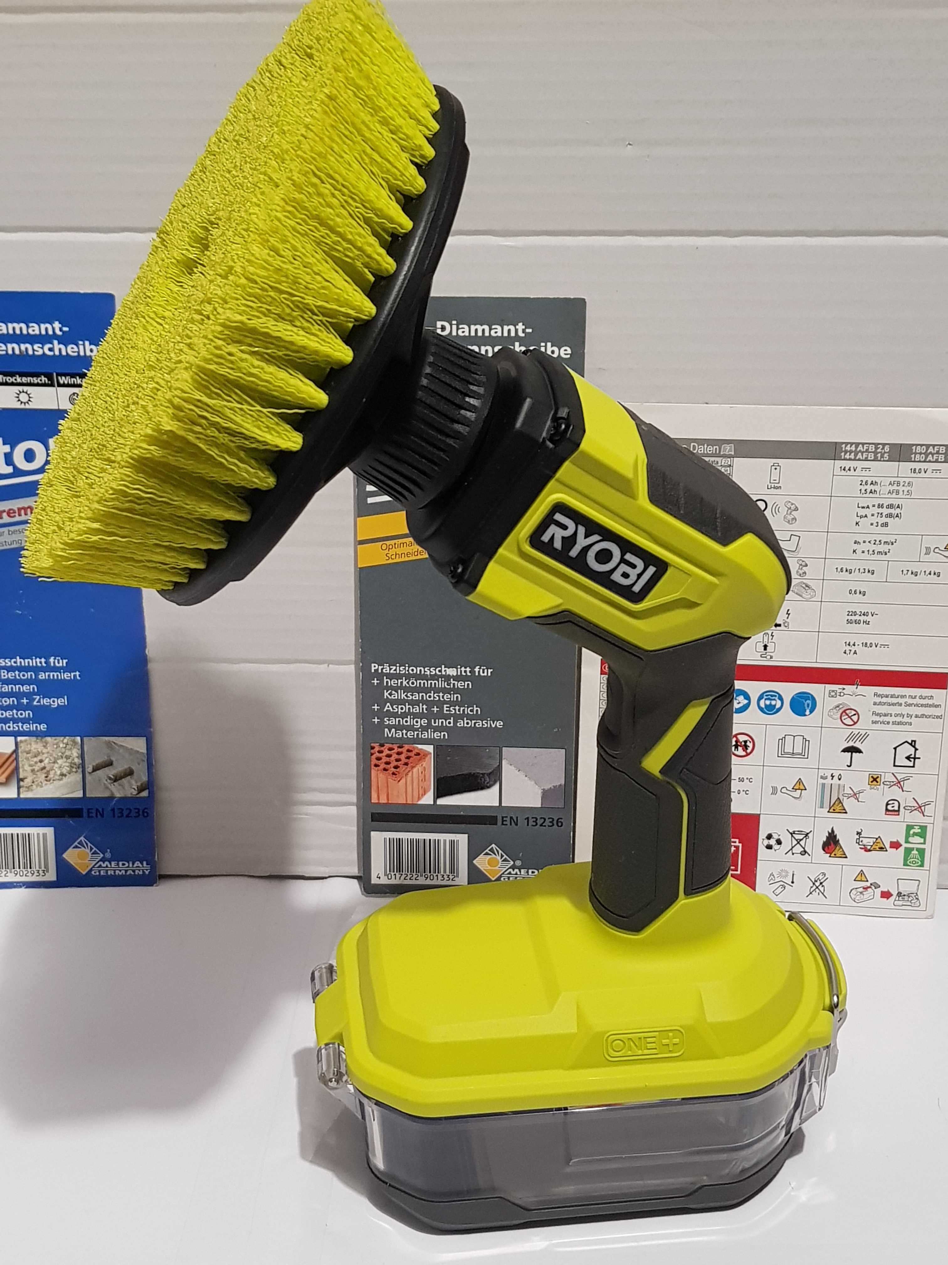 RYOBI R 18 CPS szczotka obrotowa akumulatorowa 18v myjąca IPX 7