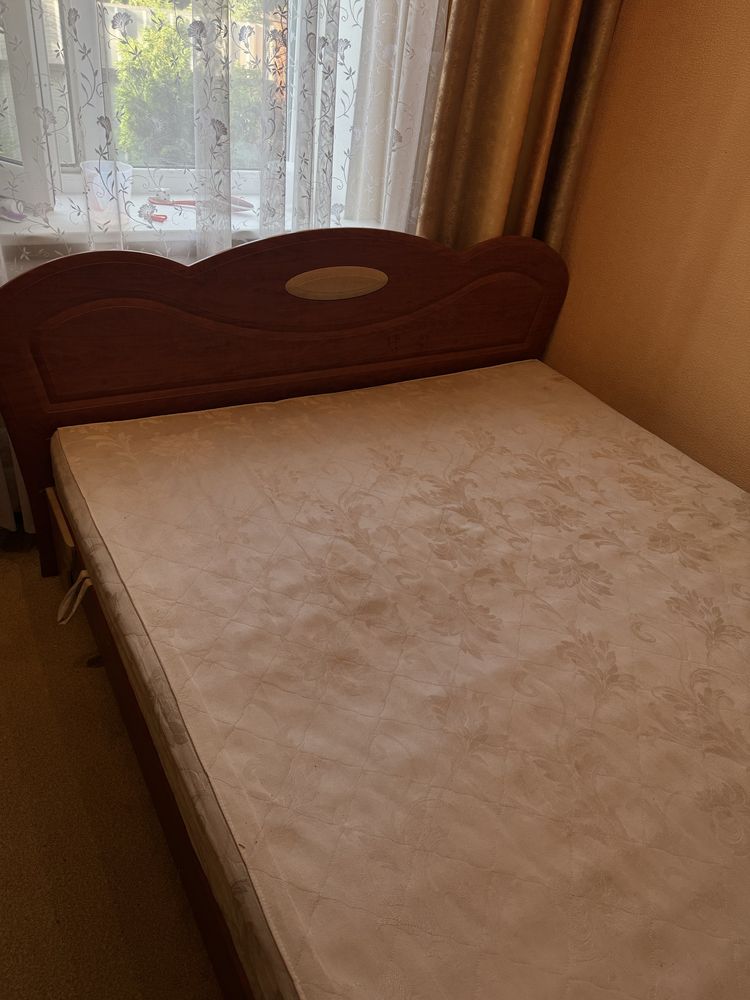 Двохспальна кровать 160/2000