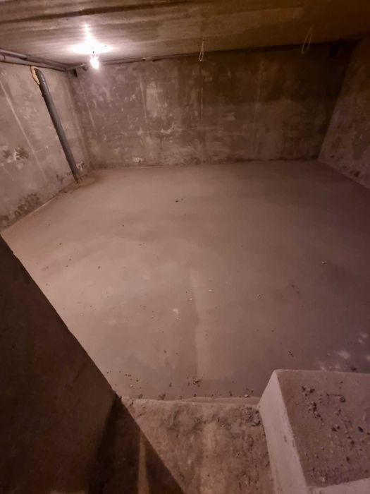 Продам трехэтажный Дом в Корабельном (р-н Жукова)