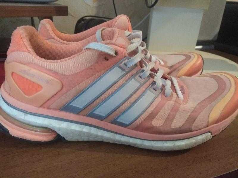 Мужские кроссовки adistar boost