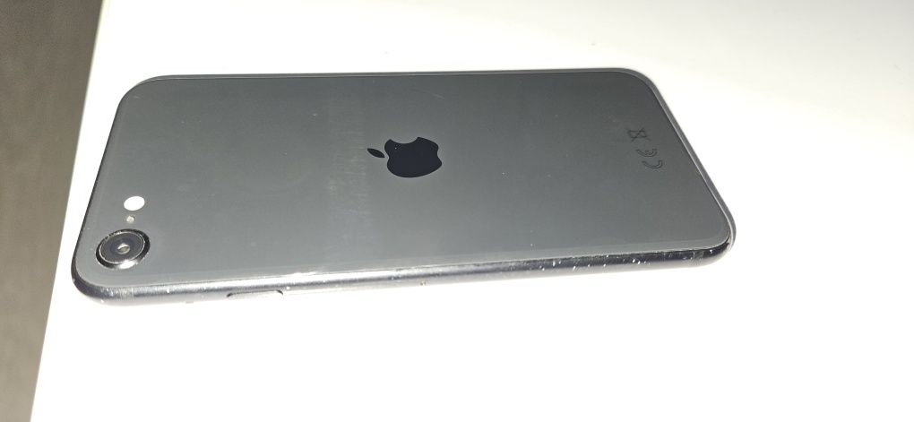 Iphone SE 2020 64 GB Space Gray Zamiana