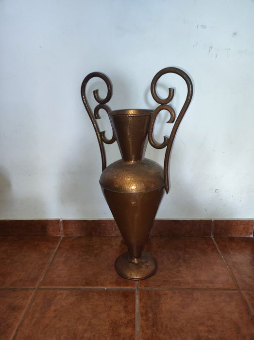 Vaso / floreira em cobre