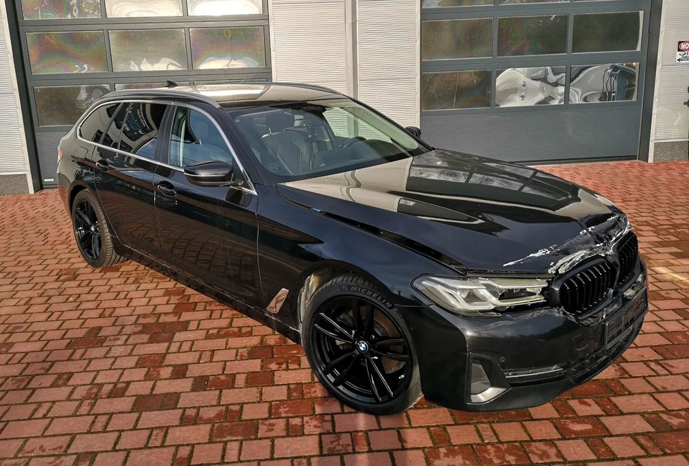 BMW Seria 5 2022 DIESEL BMW 520d SportLine LED,Klima 4 strefy,Skóra,Fotele ele.