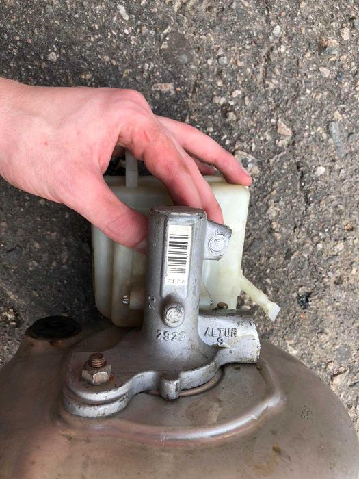 вакуумный усилитель тормозов  BMW E 60 E 61