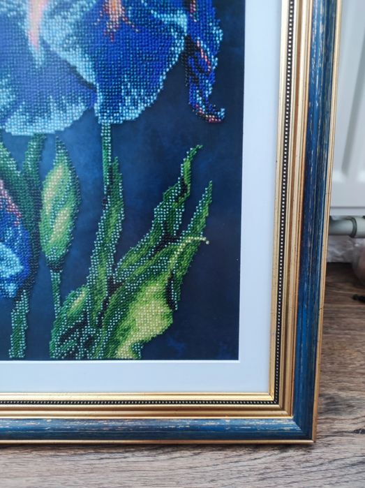 Картина квітів Іриски.