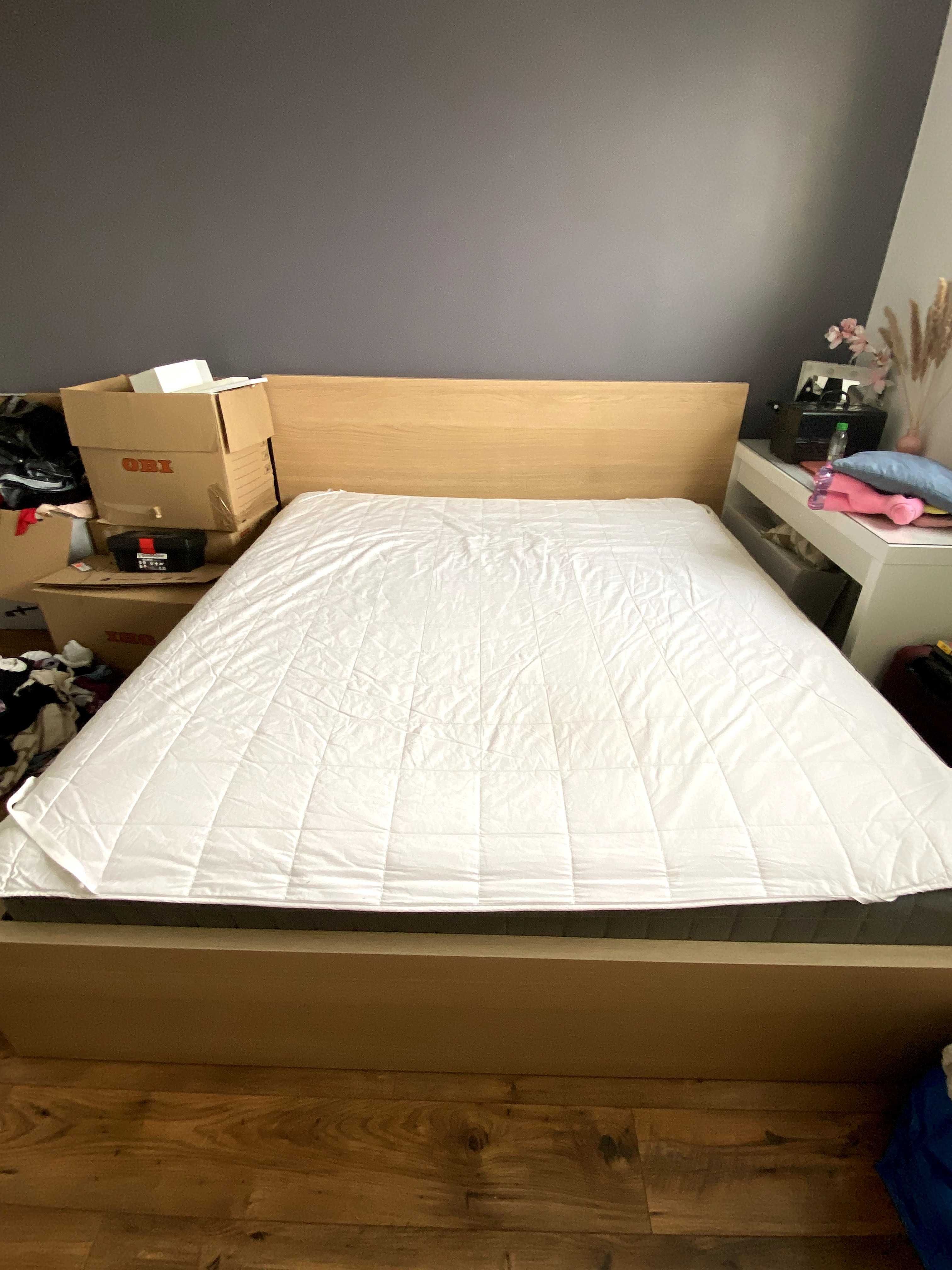 Łóżko MALM IKEA 180x200 cm + materac HOVAG