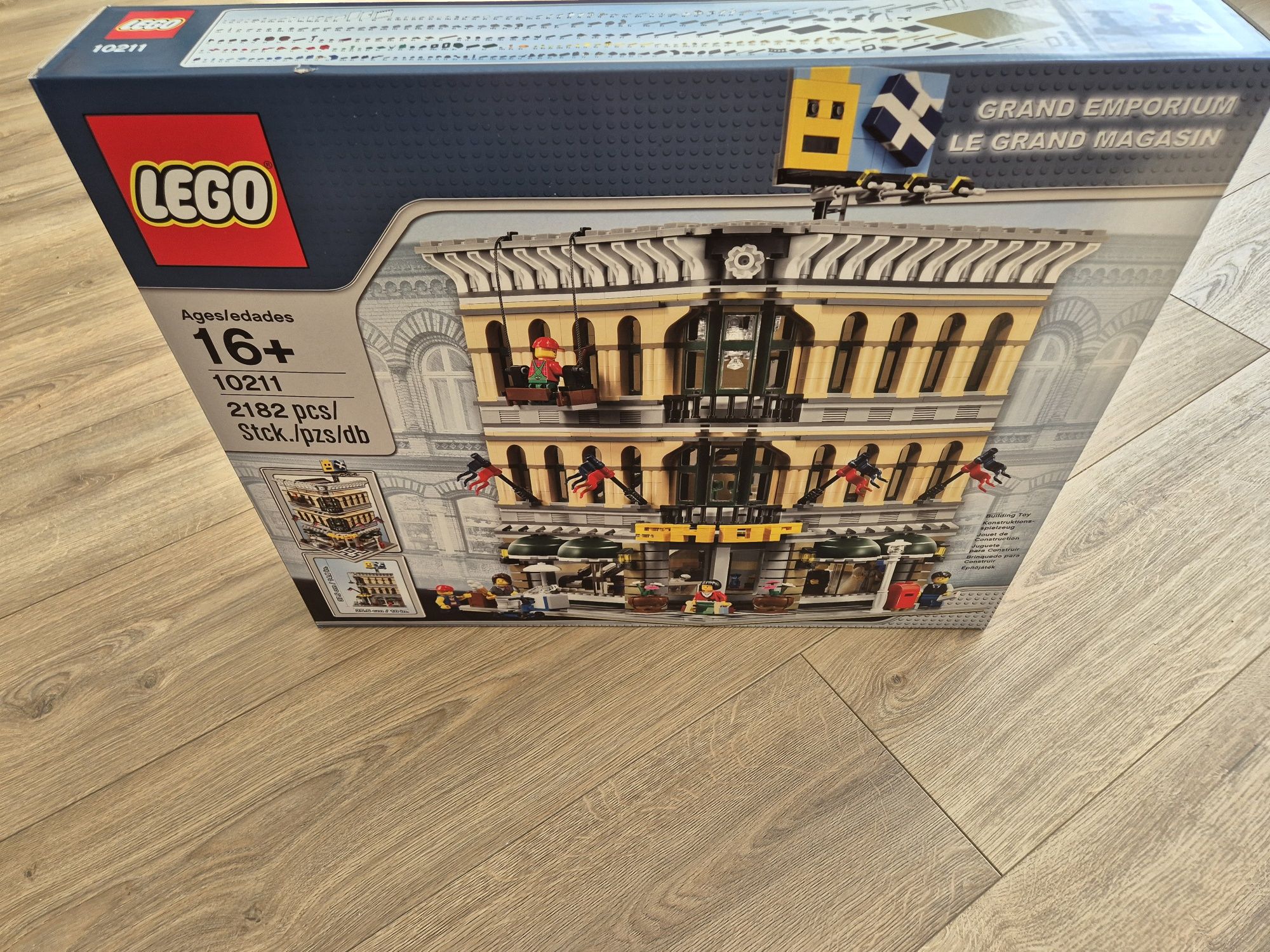 LEGO 10211 Grand Emporium Modular Buildings