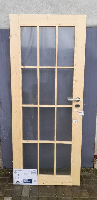 Drzwi wew pokojowe 80 świerkowe ,montaż