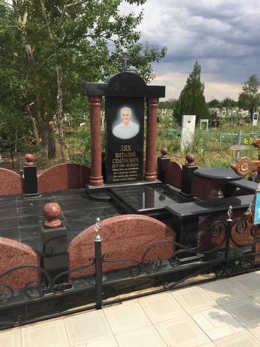 Пам’ятники від виробника