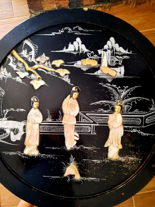 Mesa de apoio,  redonda oriental