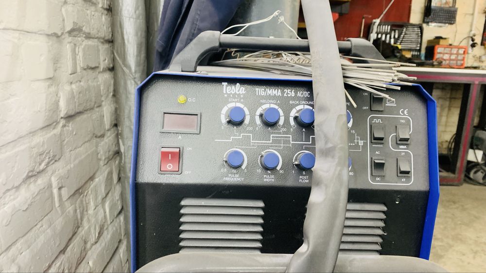 Tig Tesla 256 ac/dс апарат аргонодугового зварювання