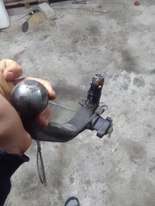 Продам фаркоп Mercedes Benz Ml