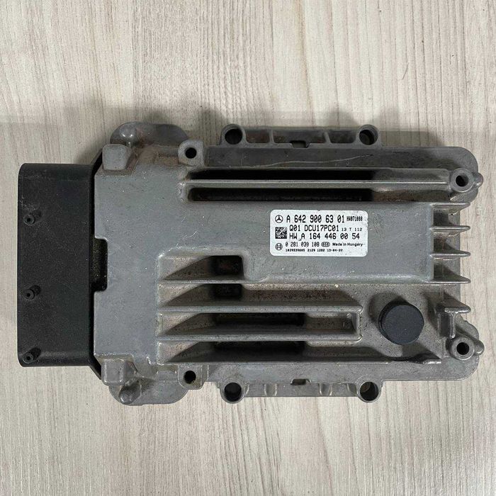 Блок управління AdBlue A6429006301 mercedes ml w166 bluetec 3.0 v6 cdi