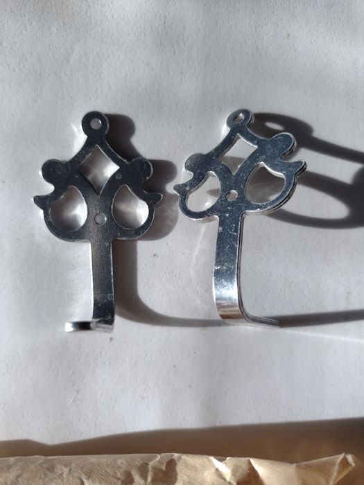 Крючки ручки мебельные дверные