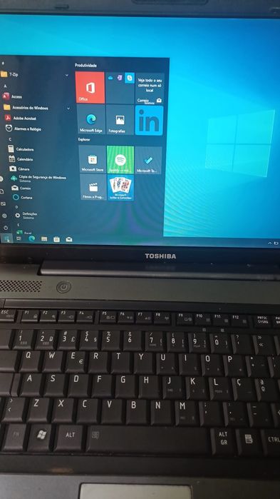 Portátil Toshiba A300 - 15.6"