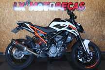 KTM Duke 125 ano 2020 acidentada salvado.