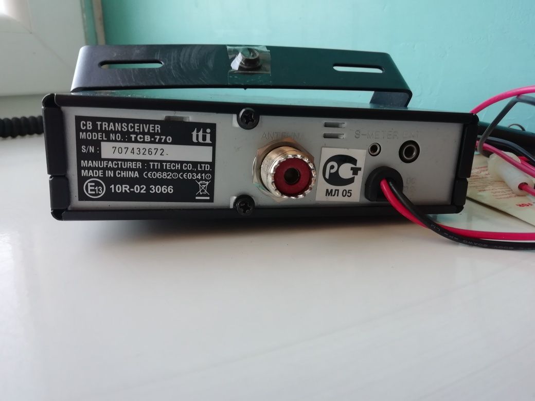 CB radio TTI model TCB-770 + antena gratis