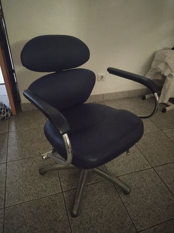 Cadeira cabeleireiro robusta