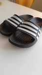 Klapki adidas basenowe 34