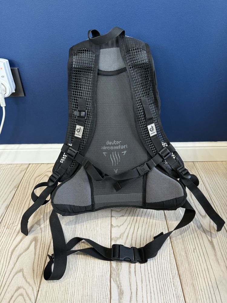 Рюкзак Deuter Race Exp Air велорюкзак